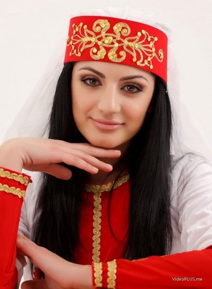 Cele mai frumoase femei armean (24 fotografii)