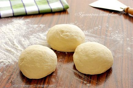 A réteges Samsa (valós, üzbég) (puff) A réteges Samsa (valós, üzbég)