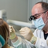 Стоматологія дентал-студіо на Мічурінському