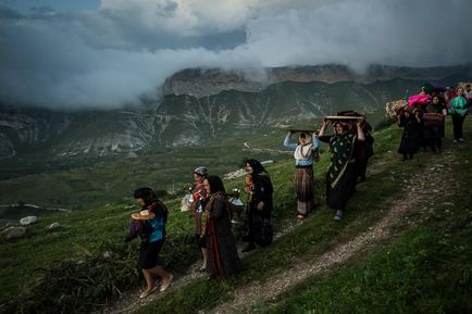 Весільні традиції гірського Дагестану - новини в фотографіях