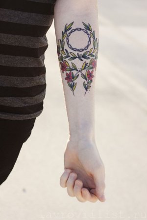 Tattoo babérlevél - babérlevél (tetoválás) Tattoo babérlevél - babérlevél