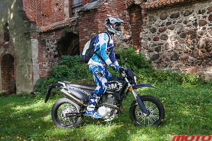 Noi testam motard și enduro balmmotors