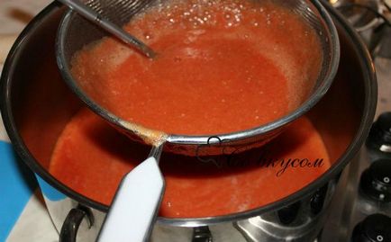 Paradicsomleves gazpacho recept egy fotó