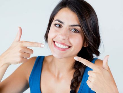 Három vagy diastema fogak közötti miért jelennek meg egyértelmű különbség a fogazat