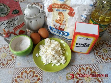 Túrós fánk porcukor a multivarka - fénykép recept