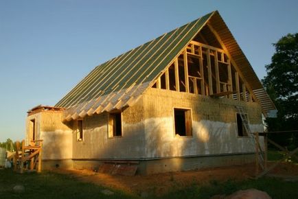 Încălzirea casei cu paie - pereți, tavan, acoperiș - cum se izolează cu paie