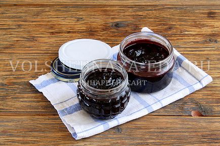 Jam - cireș în ciocolată, magică (aroma este intrigantă aproape) Jam - cireș în ciocolată, magică
