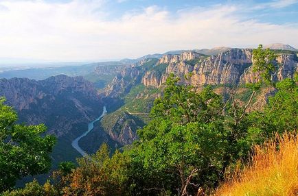 Вердонское ущелині (gorges du verdon), великий вердонскій каньйон (grand canyon du verdon), прованс,