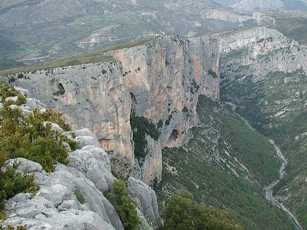 Вердонское ущелині (gorges du verdon), великий вердонскій каньйон (grand canyon du verdon), прованс,