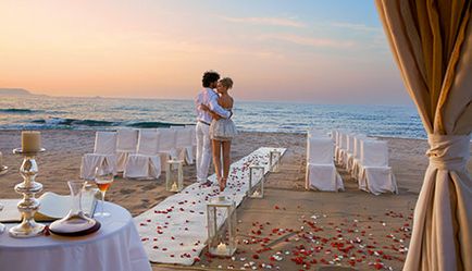 Nunti - organizarea nuntii in hotelul mykonos blu de lux