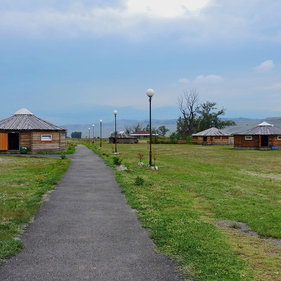 Khakassia - vizitarea obiectivelor turistice ale muzeului de artă rock din Poltakov și ulug hurtui