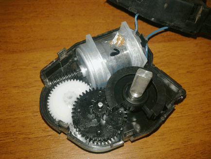 Заміна та ремонт моторедуктора заслінки обігрівача на ладі калина