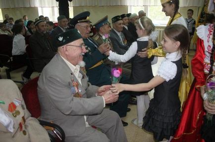 Clase în grupul de zile extins pentru școala primară