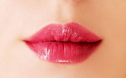 10 moduri de a vă defini caracterul în forma buzelor