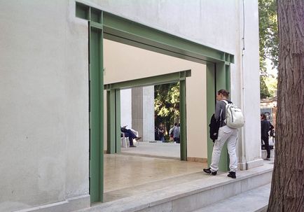 Cea de-a 15-a Bienală Arhitecturală din Veneția, unde trece linia frontală, directorul de artă