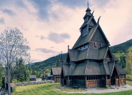6 biserici europene construite fără un singur cui
