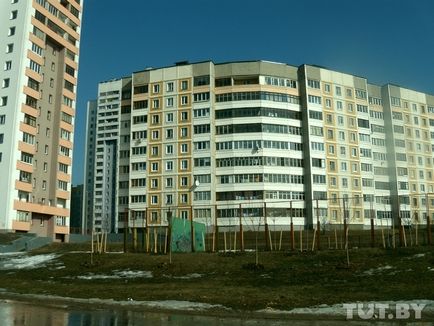 Велике ущільнення в маленькому Уруччя куди понатикати висоток, нерухомість і будівництво в