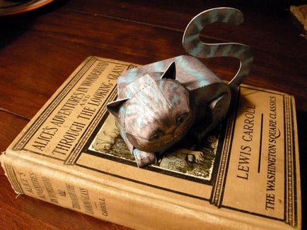 Чеширський кіт (аліса в країні чудес, 2010) - papercraft, паперовий