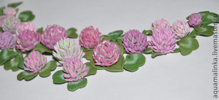 Trifoi de flori din argilă polimerică coptată