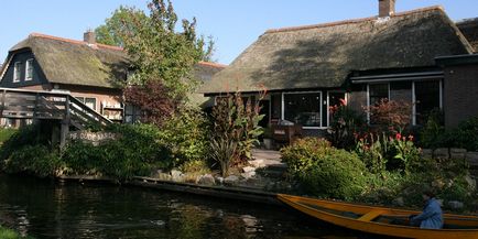 Селото Giethoorn Холандия без пътища, как да се получи, къде да отседнете