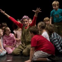 Gyermek színházi stúdió előnyeiről és hátrányairól