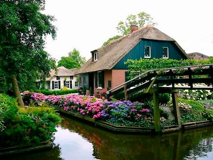 Гітхорн (giethoorn) - село без доріг в Нідерландах як дістатися, фото, де зупинитися