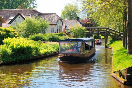 Гітхорн (giethoorn) - село без доріг в Нідерландах як дістатися, фото, де зупинитися