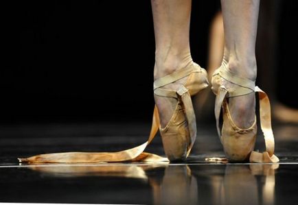 Ceea ce încarcă picioarele balerinei