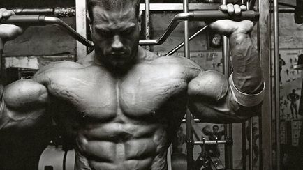 Cum să pompezi bicepsul timp de un an - culturism natural