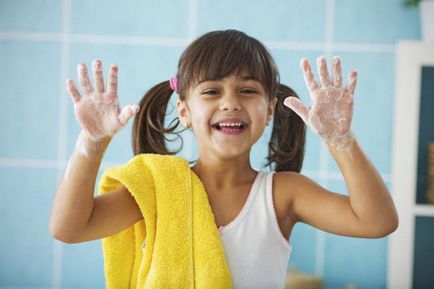 Cum să predați unui copil igiena