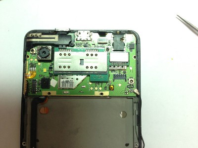 Cum să dezasamblați lenovo p780 și să înlocuiți ecranul tactil