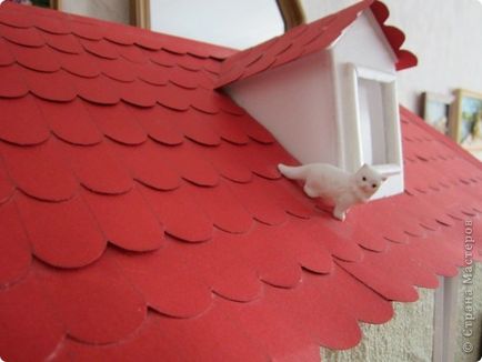 Cum se face un acoperiș din hârtie pentru aspect