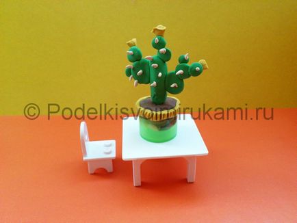 Cactus din plastilină