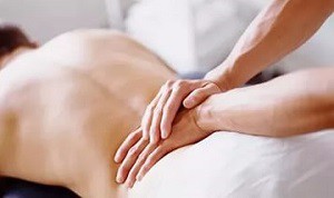 Cum să vindeci un nerv sciatic dacă doare și dă în picior