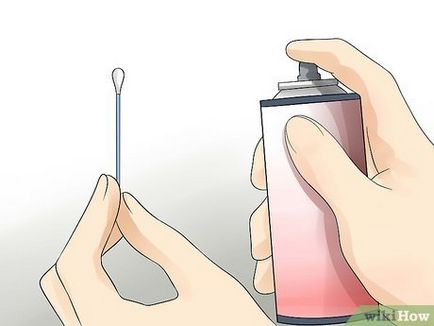Як вивести з одягу лак для нігтів
