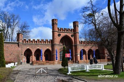 Калінінград музей бурштину росгартенскіе ворота фото