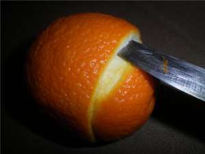 Narghilea într-un pahar cu portocaliu acasă