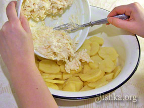 Cartuș de cartofi cu brânză - rețetă pas cu pas cu fotografie
