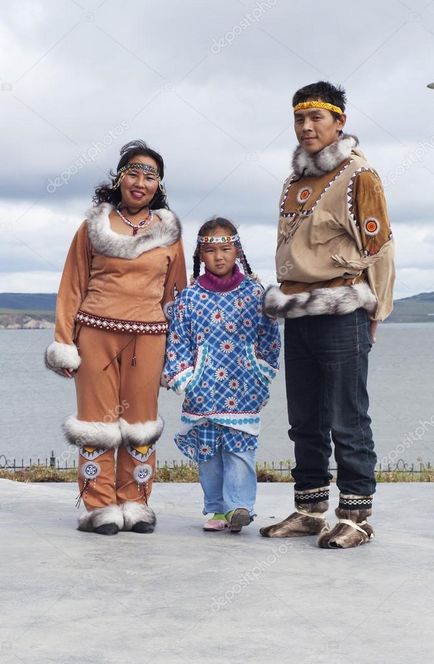 Costum de Chukchi cu mâinile proprii pentru copii fotografie