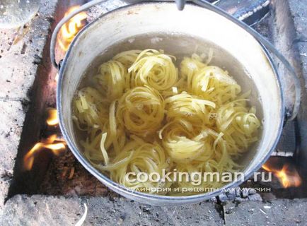 Lagman în Siberian (din carne de porc) - gătit pentru bărbați