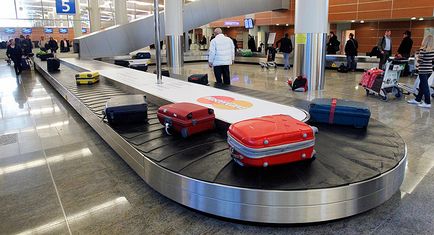 Transportatori aerieni lowcost, cerințe pentru bagajele de mână, 375 25 7501677