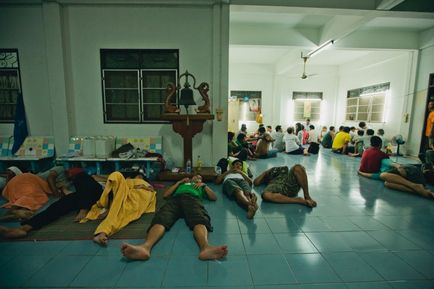 Magic tatuaje sak yant în Thailanda în cazul în care și cum să facă