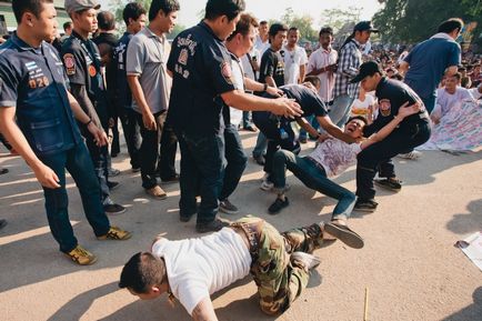 Magic tatuaje sak yant în Thailanda în cazul în care și cum să facă