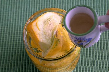 Ecetes squash a téli - a receptek hozzáadásával cukkini, uborka, paradicsom, gyors recept