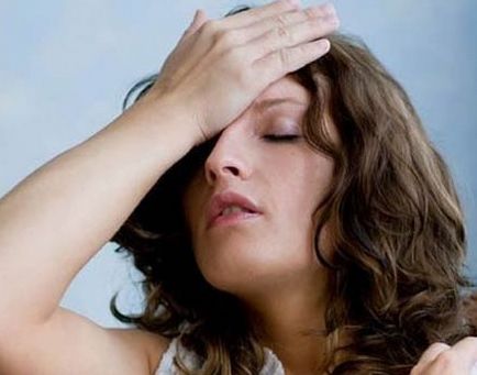 Migrena provoacă apariția la bărbați și femei