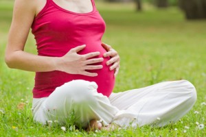 Poate crește hipertensiunea arterială afectând uterul în timpul sarcinii în diferite trimestre