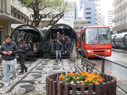 Szokatlan buszok - Metrobus és buszos