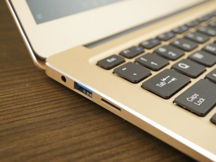 Огляд jumper ezbook 3 pro придатний ноутбук за 300 доларів