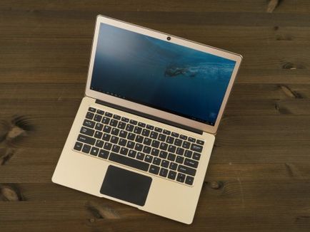 Examinați jumperul ezbook 3 pro laptop potrivit pentru 300 $