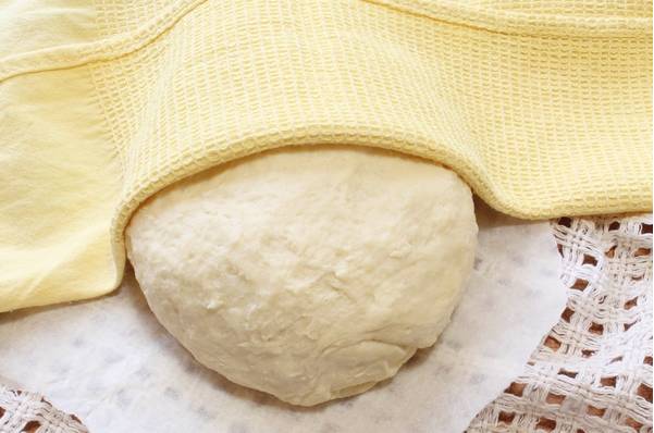 Осетинський пиріг з грибами і сиром - покроковий рецепт з фото на
